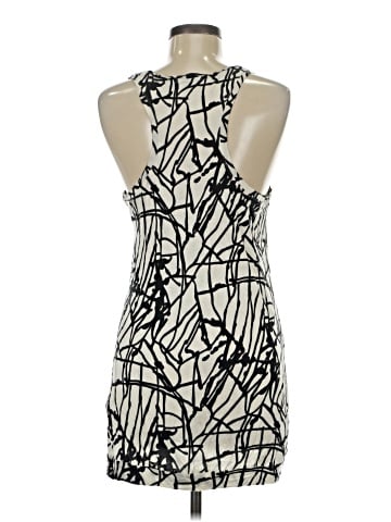 Twenty One Sleeveless Top (view 2)