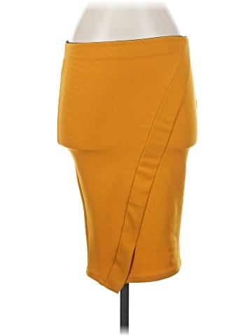 Trafaluc by Zara Casual Skirt (view 1)
