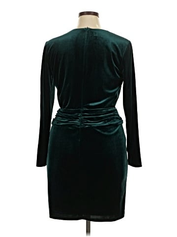 Donna Morgan Cocktail Dress (view 2)