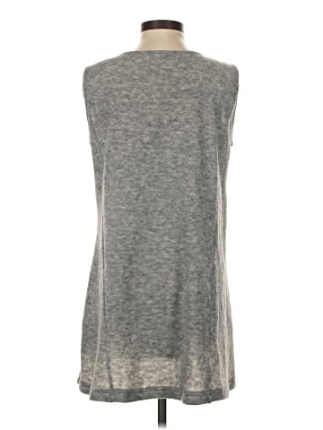 Simply Noelle Sleeveless Top (view 2)