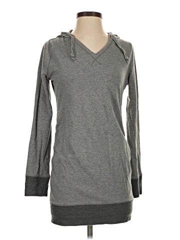 Liz Lange Sweatshirt (view 1)