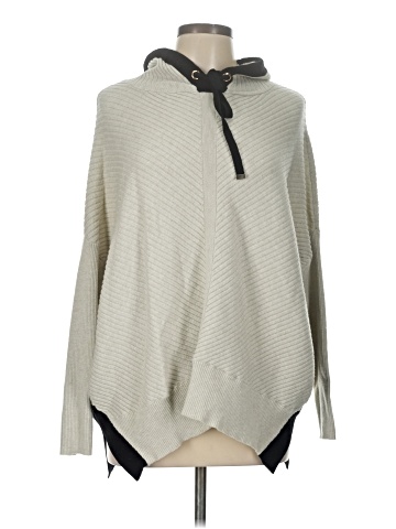 Dex Poncho (view 1)