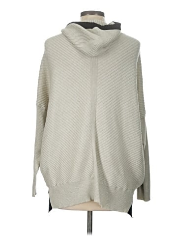 Dex Poncho (view 2)