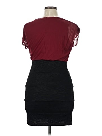 En Focus Cocktail Dress (view 2)