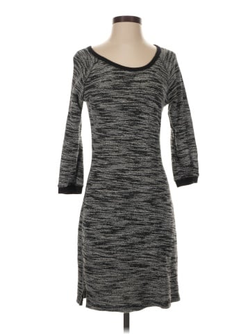 Old Navy Casual Dress (view 1)