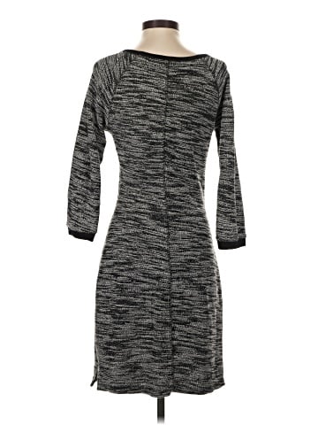 Old Navy Casual Dress (view 2)