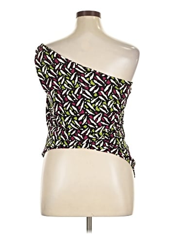 Attention Sleeveless Blouse (view 2)