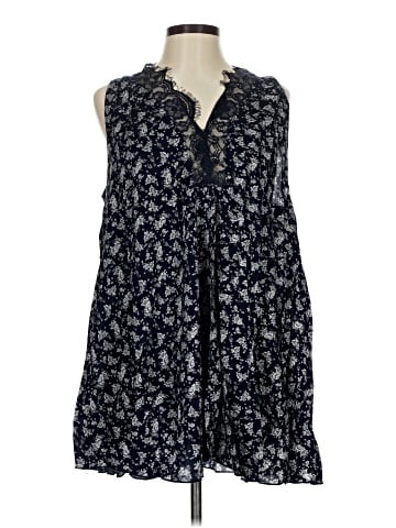 Win Win Casual Dress (view 1)