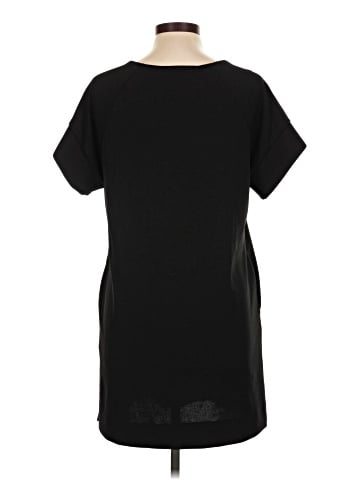 The Vanity Room Short Sleeve Top (view 2)