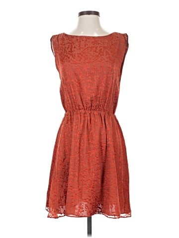 Alice + Olivia Casual Dress (view 1)