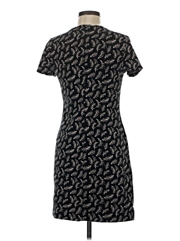 Old Navy Casual Dress (view 2)
