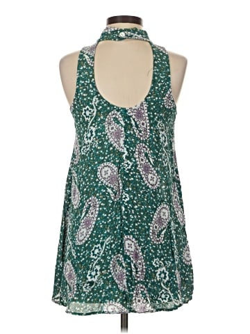 Lucy Love Sleeveless Blouse (view 2)