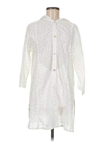 Peppermint Bay 3/4 Sleeve Button-Down Shirt (view 1)