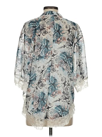 Wild Pearl Kimono (view 2)