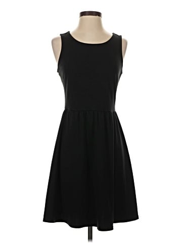 Old Navy Casual Dress (view 1)
