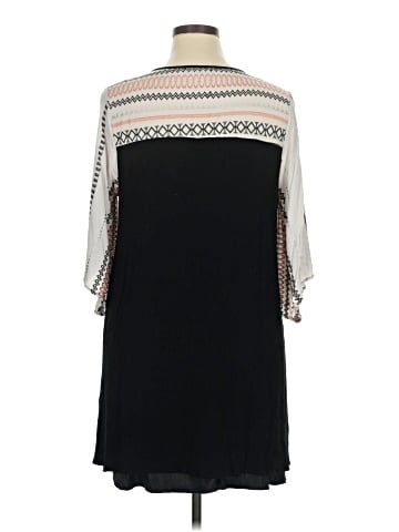 Love Delirious Los Angeles Casual Dress (view 2)