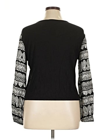 Free Kisses Long Sleeve Blouse (view 2)