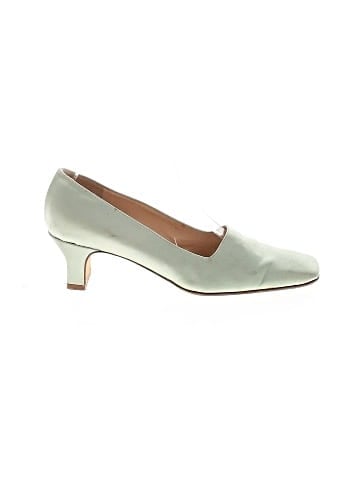 Vera Wang Heels (view 1)