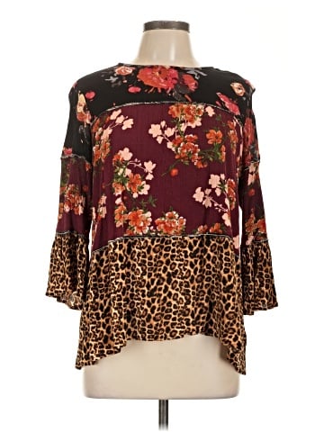 Calessa 3/4 Sleeve Blouse (view 1)