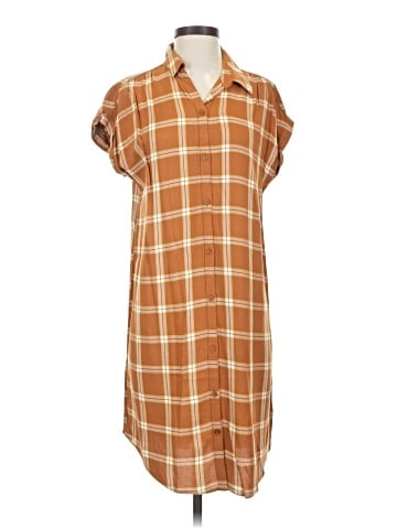 Old Navy Casual Dress (view 1)
