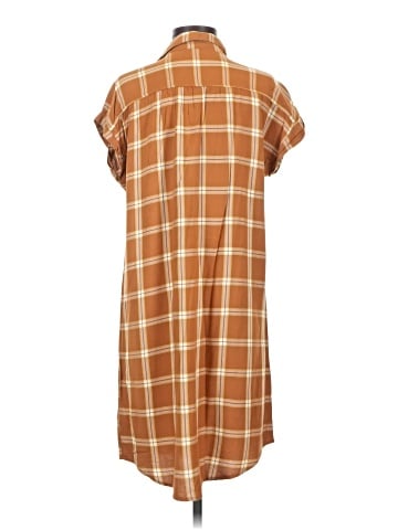 Old Navy Casual Dress (view 2)