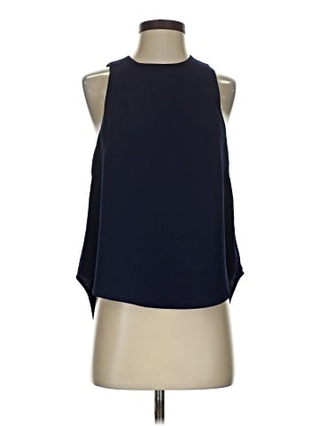 The Fifth Sleeveless Blouse (view 1)