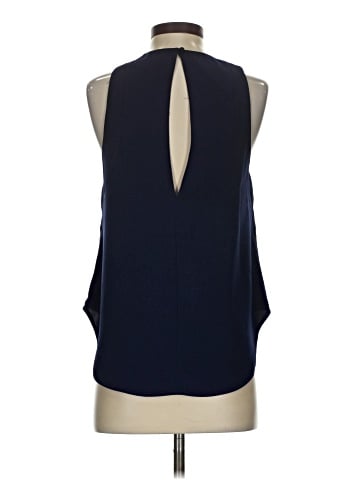 The Fifth Sleeveless Blouse (view 2)