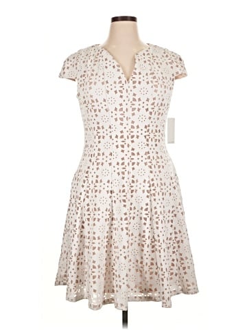 Julia Jordan Casual Dress (view 1)