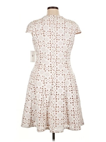 Julia Jordan Casual Dress (view 2)