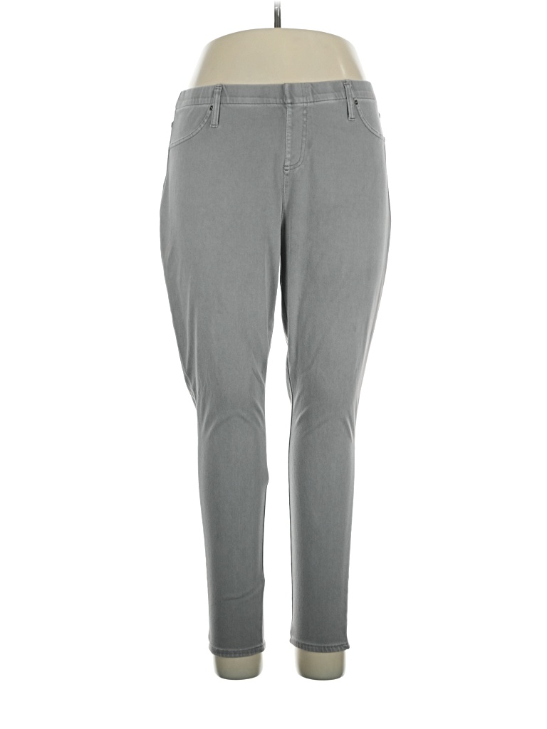 Pre-owned Terra & Sky Casual Pants In Gray