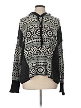 Hem & Thread Pullover Sweater