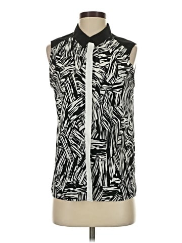 Trouve Sleeveless Blouse (view 1)