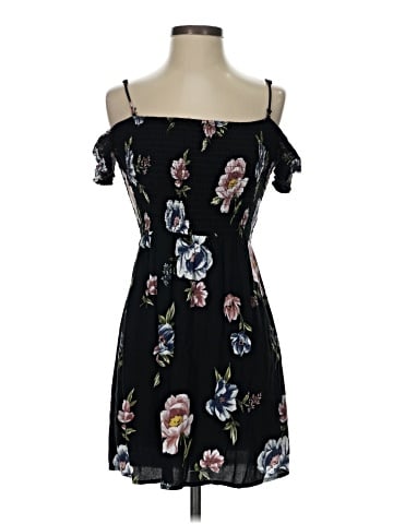 Kendall & Kylie Casual Dress (view 1)