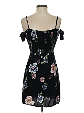 Kendall & Kylie Casual Dress (view 2)