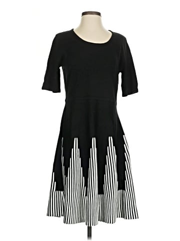 Sandra Darren Casual Dress (view 1)