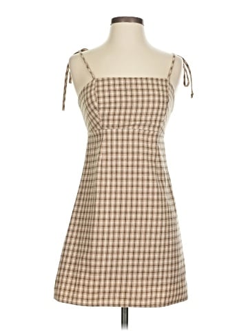 Kendall & Kylie Casual Dress (view 1)