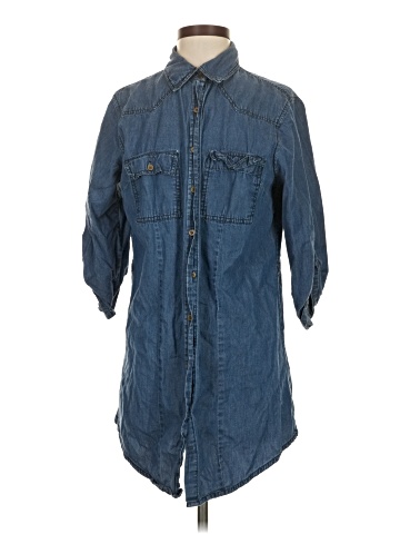 Speed Control 3/4 Sleeve Button-Down Shirt (view 1)
