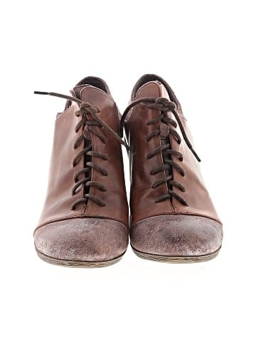 Antelope Heels (view 2)