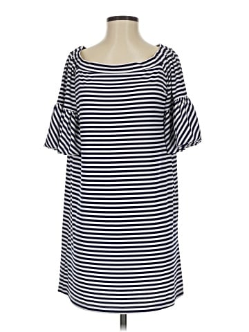 Donna Morgan Short Sleeve Top (view 1)
