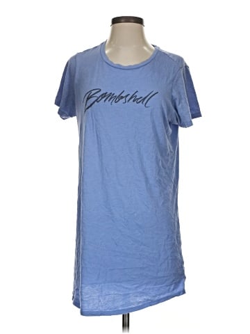 Victoria's Secret Short Sleeve T-Shirt (view 1)