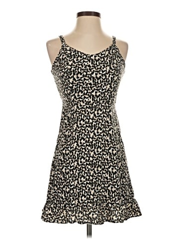 Old Navy Casual Dress (view 1)
