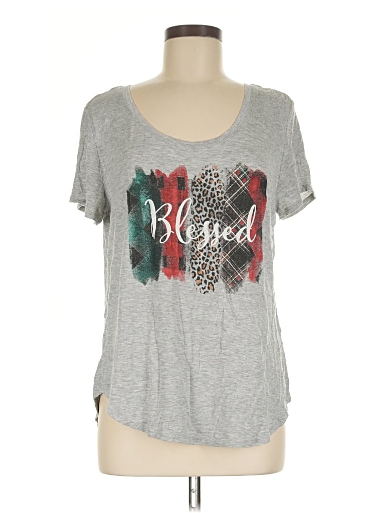 Pre-owned Maurices Short Sleeve T-shirt In Gray