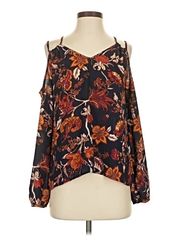 Romeo & Juliet Couture Long Sleeve Blouse (view 1)