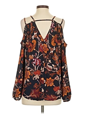Romeo & Juliet Couture Long Sleeve Blouse (view 2)