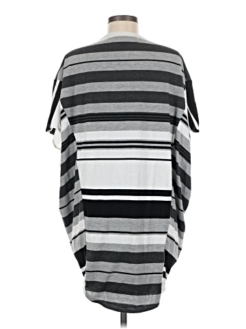 Puella Poncho (view 2)