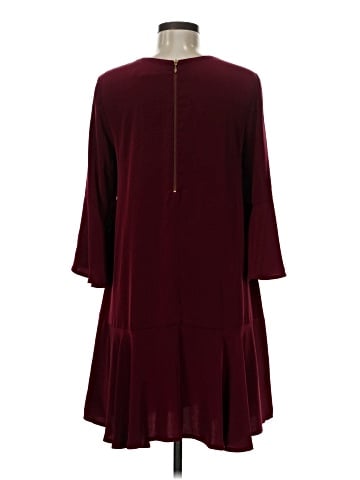 Slate & Willow Casual Dress (view 2)