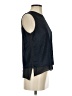 Vince. 100% Polyester Solid Black Sleeveless Blouse Size XS - photo 4