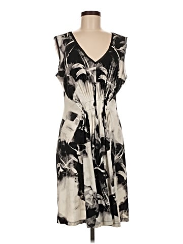 Simply Vera Vera Wang Casual Dress (view 1)