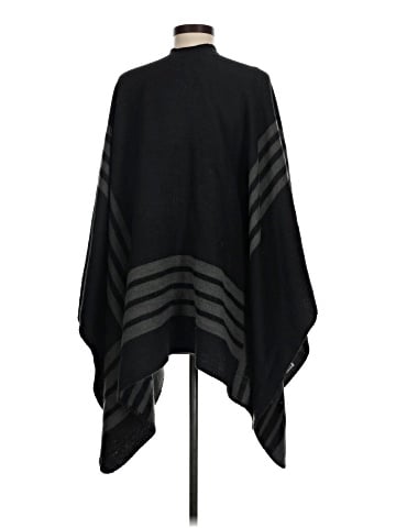 BB Dakota Poncho (view 2)