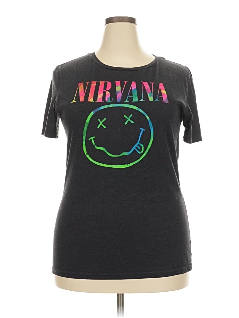 Pre-owned Nirvana Short Sleeve T-shirt In Gray